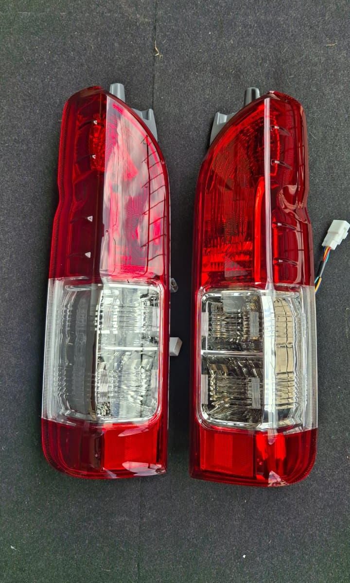 Toyota KDH KDH 2015 tail light, front — photo 1