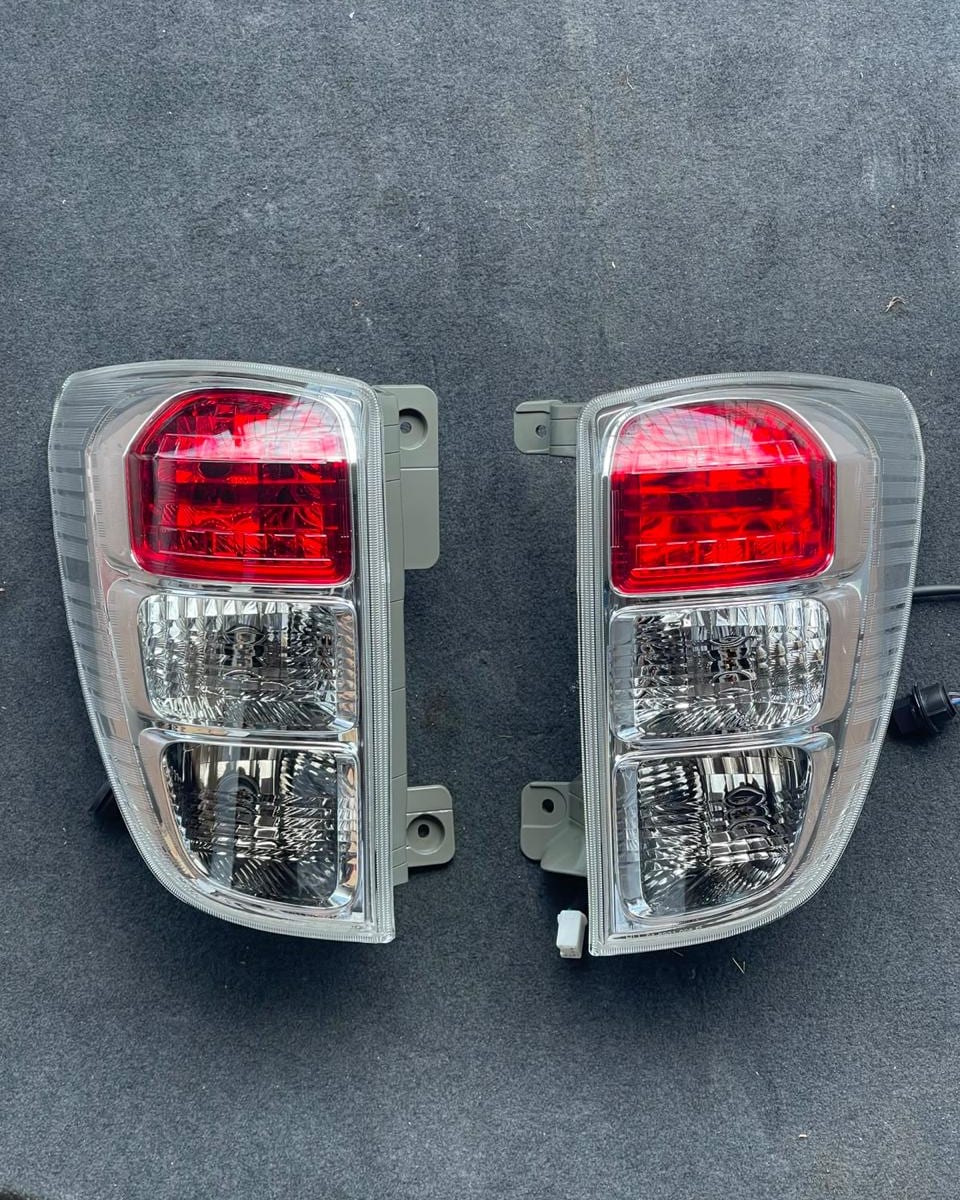 Toyota Rush  tail light, front — photo 1